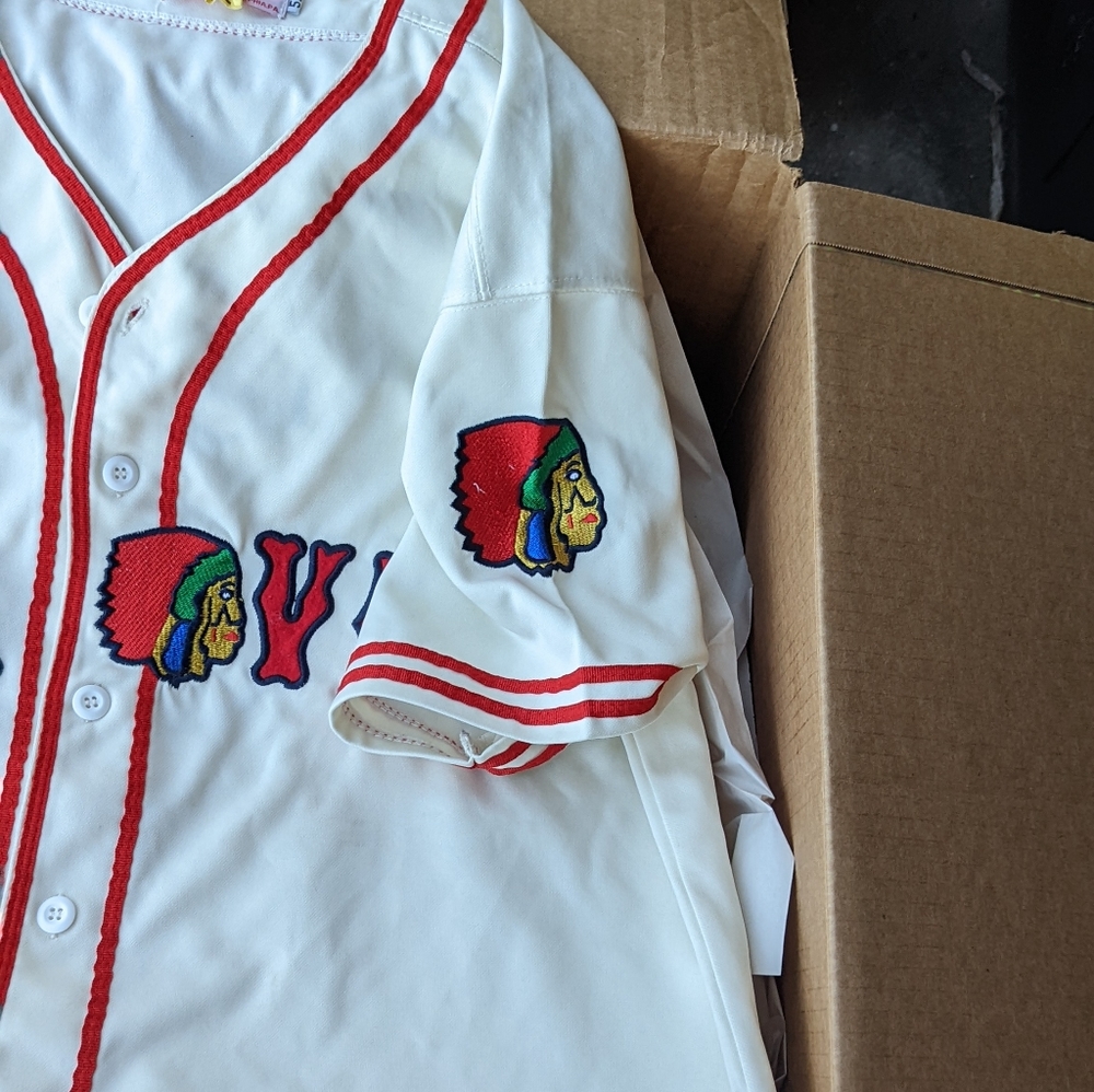 Jersey - Picture 3 of 6